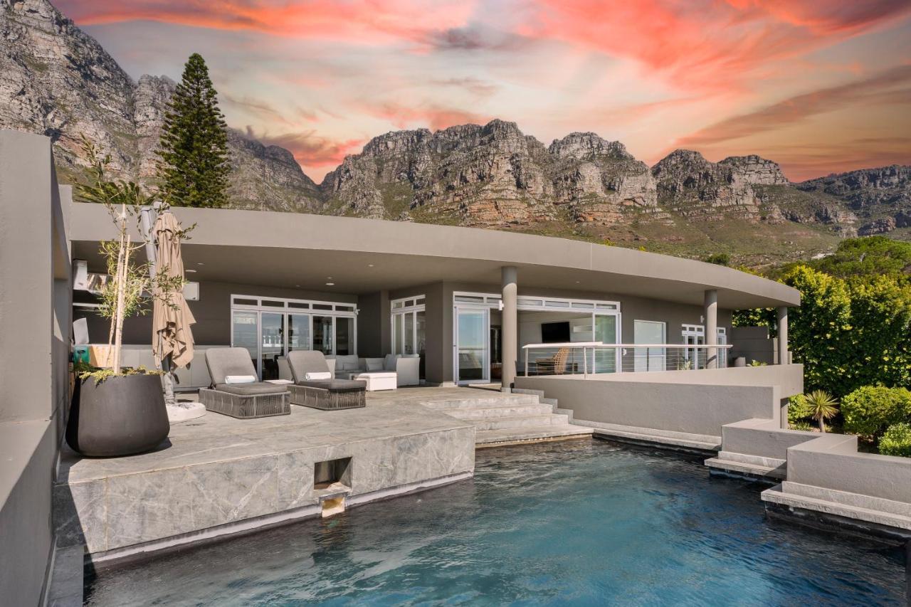 Villa Ravensteyn - Camps Bay Luxury Villa ケープタウン エクステリア 写真